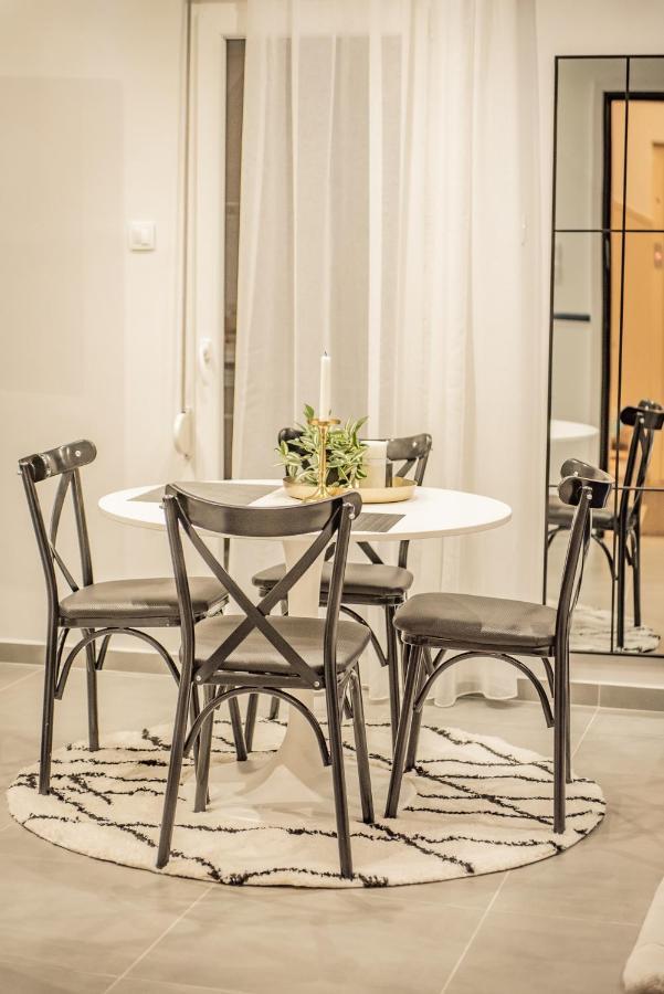 Apollo'S Apartment On Radio City Midas Home Thessaloniki Exterior photo