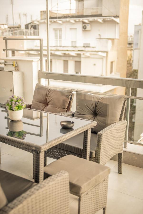 Apollo'S Apartment On Radio City Midas Home Thessaloniki Exterior photo